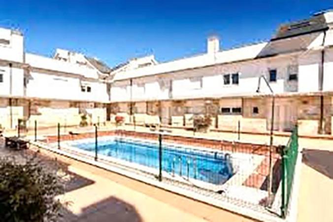 Con Piscina Entre Liencres Y Suances Chalet